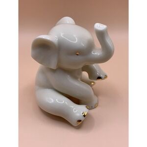Lenox porcelain Elephant w/‎ Gold Trim
